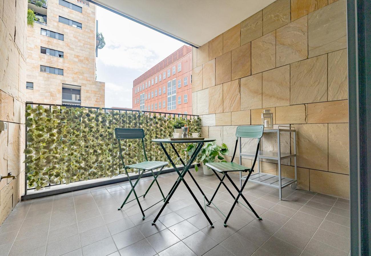 Apartment Arcimboldi's Terrace & Secure Parking Milan